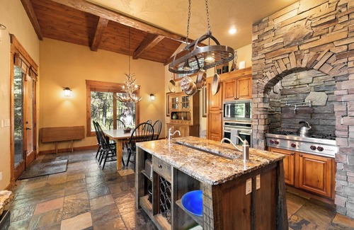 McCall House | Pine Haven- Beautiful home w/game room, hot tub, and pets allowed