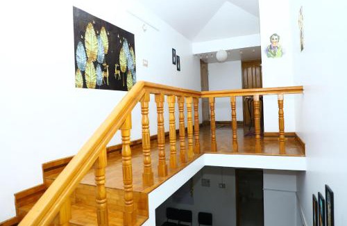 Ooty House | Pine Hood Villa