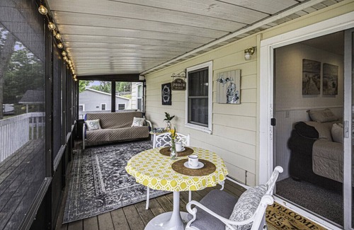 Smyrna House | Pine Lake Cottage Cedar Springs, MI