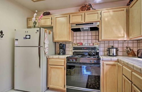 Pine Mountain Club Cottage | Pine Mountain Club Cottage w/Wraparound Deck!