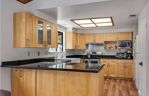 Groveland House | Pine Mountain Lake Retreat - Yosemite Gateway