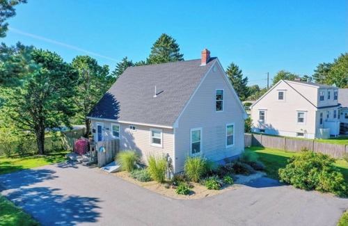 Pine Point House | Pine Point, ME Beach house; Kid, Dog & EV Friendly