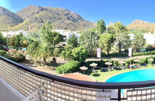 Puerto de Pollensa Apartment | Pine Walk adjacent, 3rd floor apartment (with lift)WIFI beach 2 min great views.
