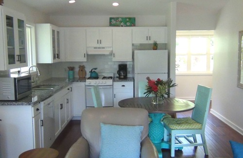 Pauwela Cottage | Pineapple Cottage B&B Vacation Rental Haiku Maui, Lic#BBPH2015/0011