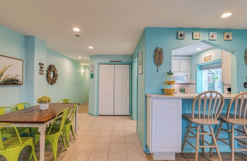 North End Condo | Pineapple Pad:ACROSS from beach + boardwalk + parking w/Full Linen Service!