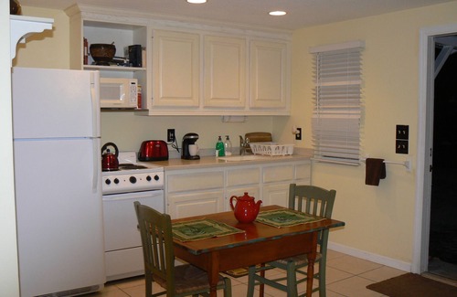 Jensen Beach Cottage | Pineapple Pickers Cottage