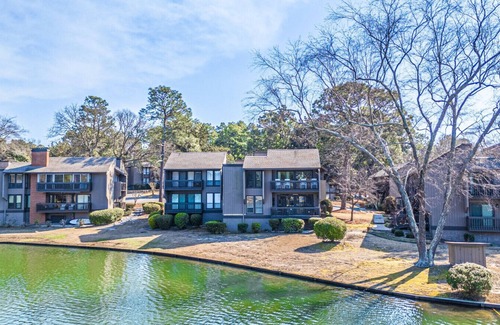 Pinehurst Condo | Pinehurst Lakefront Condo: Ground Floor Condo