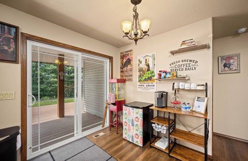 Pinehurst House | Pinehurst Lookout! Views, pool table