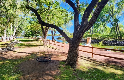 Pinetop-Lakeside Cabin | Pines Cabin at The Lazy Oaks Resort