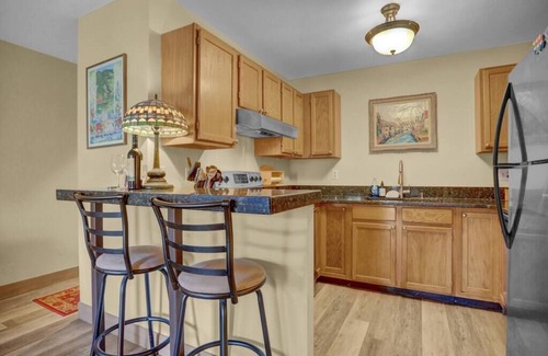 Steamboat Springs Apartment | Pines Peak Place Summ