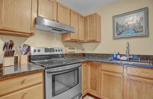 Steamboat Springs Apartment | Pines Peak Place Summ