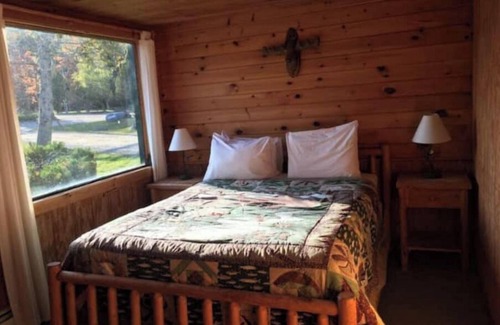 Saranac Lake Cabin | Pines Rustic Cabin at Ampersand Bay Resort