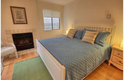 San Simeon House | Pinestone