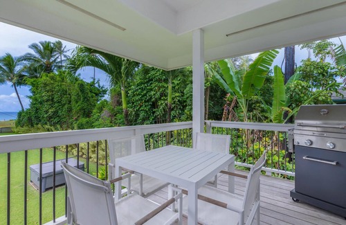 Hanalei House | Pinetrees Hanalei Cottage with A/C