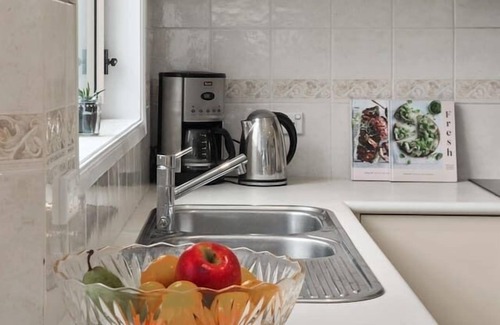 Shell Cove House | Pineview Escape Generous Comfort for Families