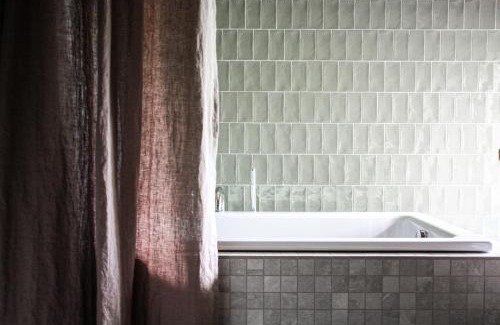 Maentsaelae Hotel | Pinewood Guesthouse