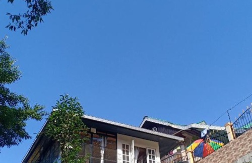 Darjeeling House | Pinewood Homestay Dali