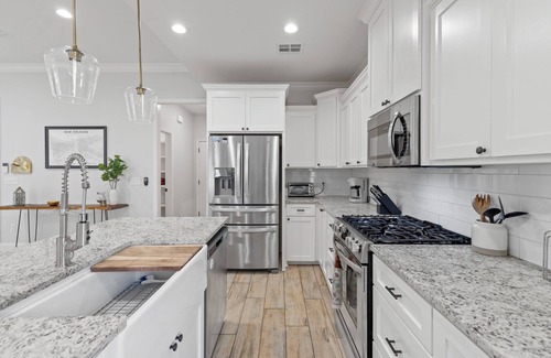 Claiborne House | Piney Cove Retreat - West Monroe