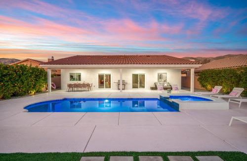 Desert Hot Springs House | PinkBlissHouz - Pool, Spa, Firepit, Themed Rooms by MariamsBnb