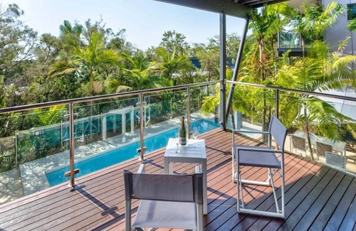 Hamilton Island Apartment | Pinnacle 4, Seaview Apartment on Hamilton Island