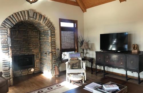 Ferguson House | Pinnacle Point by Leatherwood Mountains Resort