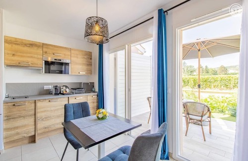 Vinzelles House | Pinot Noir - Vinzelles