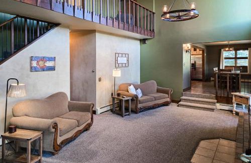 Del Norte House | Pioneer Ridge
