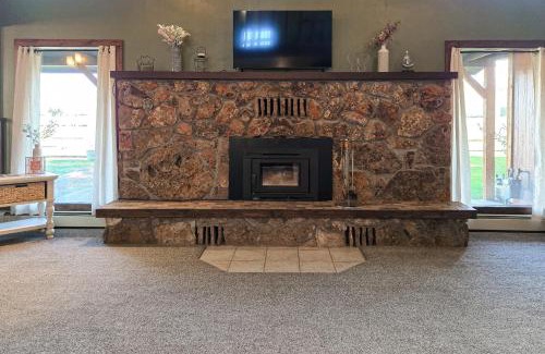 Del Norte House | Pioneer Ridge