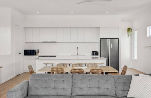 McCracken House | Pipe Dreams Ocean Views