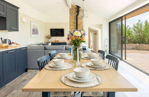 Limpley Stoke Cottage | Pipehouse - sleeps 6 in 3 bedrooms