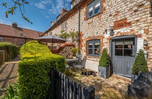 Holme House | Piper Cottage 2