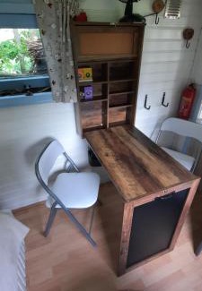 Ee Other | Pipowagen