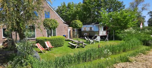 Ee Other | Pipowagen