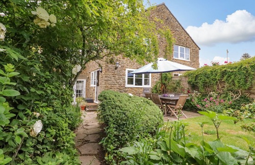 Bridport Cottage | Pippins Loders