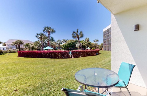 Fort Walton Beach Hotel | Pirates Bay A104