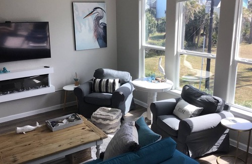 Pirates Beach House | Pirates beach, “A Wave From it All”
