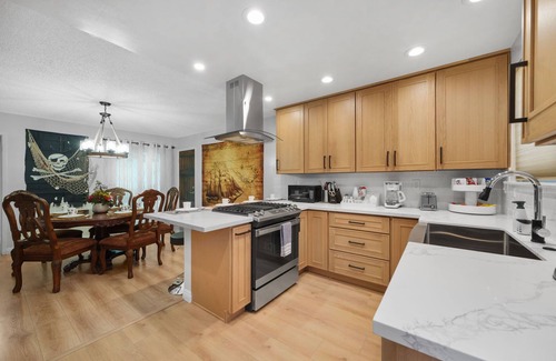 Southwest Anaheim House | Pirates Cove: Heated Pool, Arcades, Playground and more!