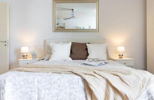 Pisa Apartment | Pisa AirPort-Train Station AC Free Parking