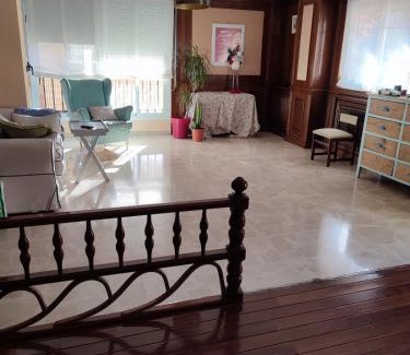 Albacete Apartment | Pisazo muy amplio y confortable
