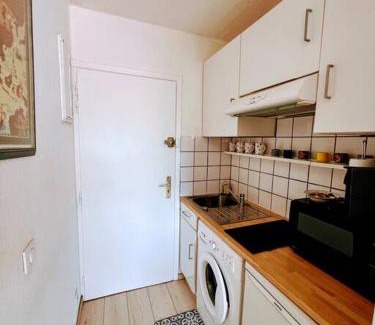 Saint-Tropez Apartment | piscine, parking, vue mer, 23 m2