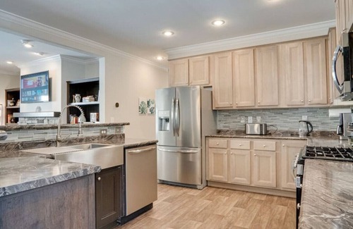 Asheville Apartment | Pisgah Retreat w/Hot Tub & Private River Access