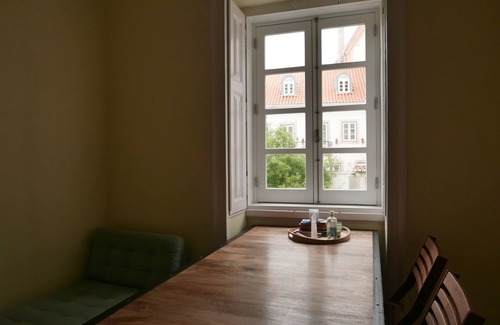 Sintra House | Pishon - Room in Shared Unesco House