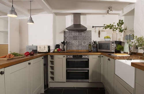 Mousehole Cottage | Piskey Cottage, Mousehole