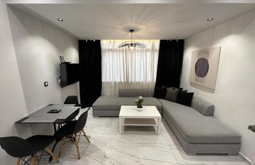 Miramar Apartment | Piso céntrico y a pie de playa.