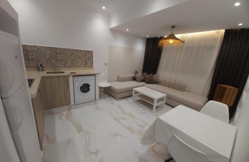 Miramar Apartment | Piso céntrico y a pie de playa.