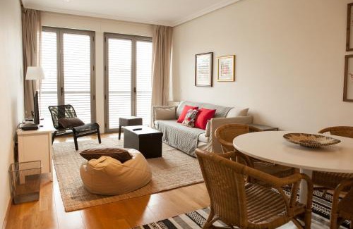 San Bernardo Apartment | Piso en el Centro Plaza de España