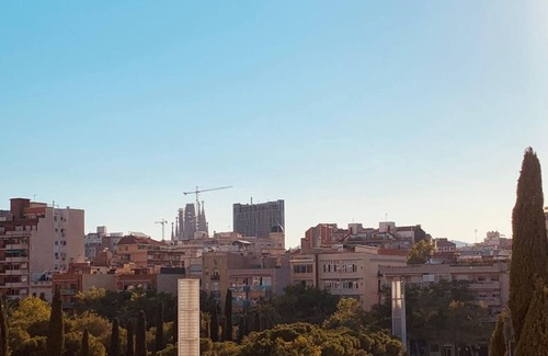 El Clot Apartment | Piso en Poblenou vista a la Sagrada Familia