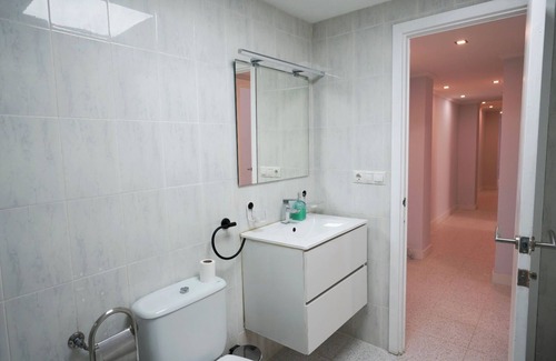 Benirredra Apartment | Piso Entero con Tres Habitaciones con Aire Acondicionado y Salón Comedor Amplio