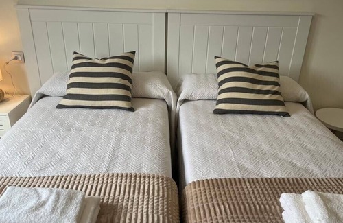 Posada de Llanes Apartment | Piso Recién Renovado Para 6 Personas en Posada de Llanes