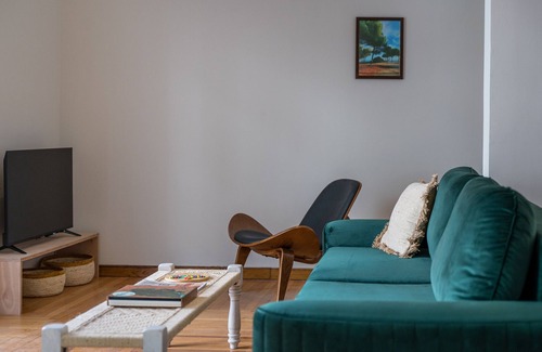 Kypseli Apartment | Pistachio – A Luxurious Aegina-Inspired Oasis in Athens